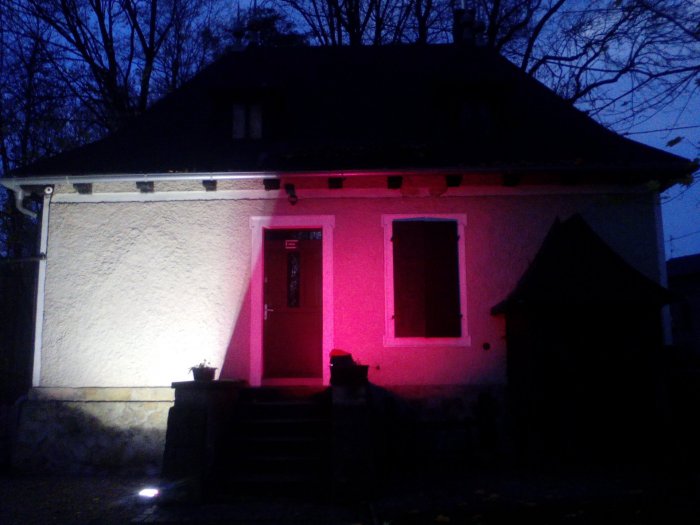 Nasze muzeum w biało czerwonych barwach w wykonaniu naszego kolegi Marka Mosza 2